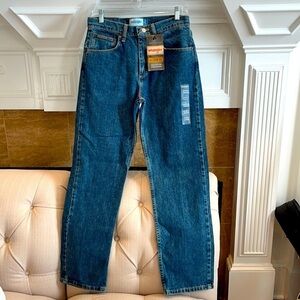 NWT Men’s Genuine Wrangle Relaxed Fit Jeans
